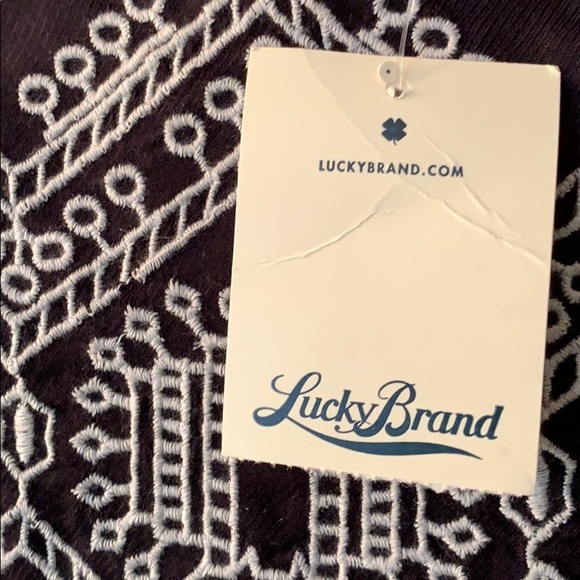 Lucky Brand blouse. Medium. Black. Viscose. New! - Picture 3 of 6